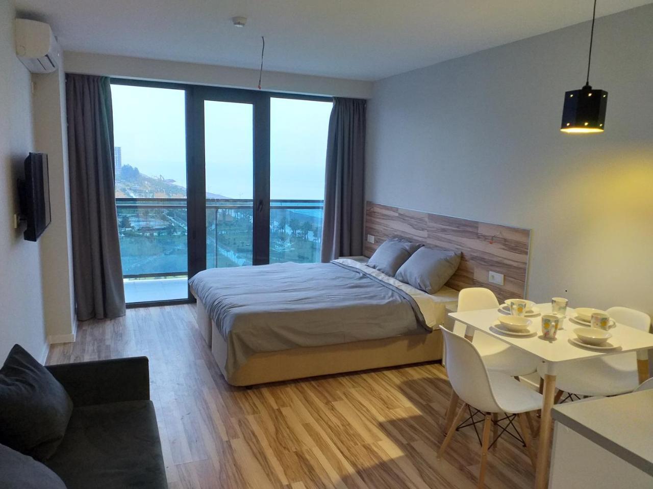 Batumi Beach Tower Luaran gambar