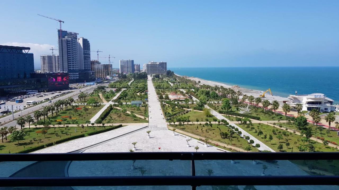 Batumi Beach Tower Luaran gambar